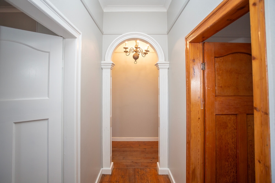 5 Bedroom Property for Sale in Moorreesburg Western Cape